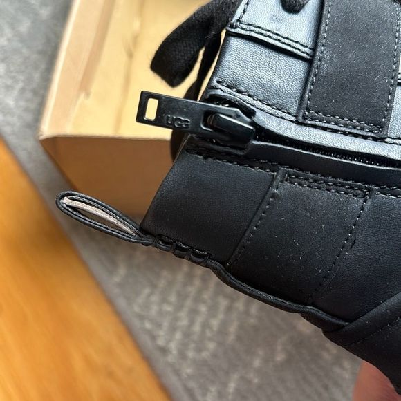 UGG Noe Leather Combat Boots - Size 8 - Picture 6 of 9